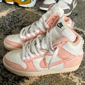 Nike Dunk Highs